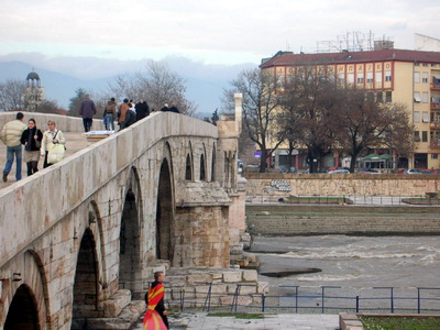 Velike skopske mačke